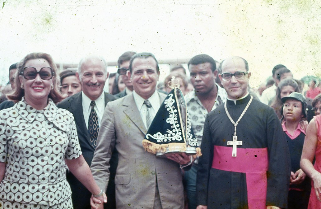 Parque do Ingá comemora 55 anos e Nossa Senhora Aparecida ganha nova gruta