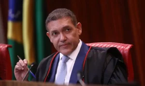 Nunes Marques suspende decisão que indeferiu o registro de Deltan Dallagnol