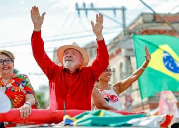 Lula é reeleito na Presidência do Brasil