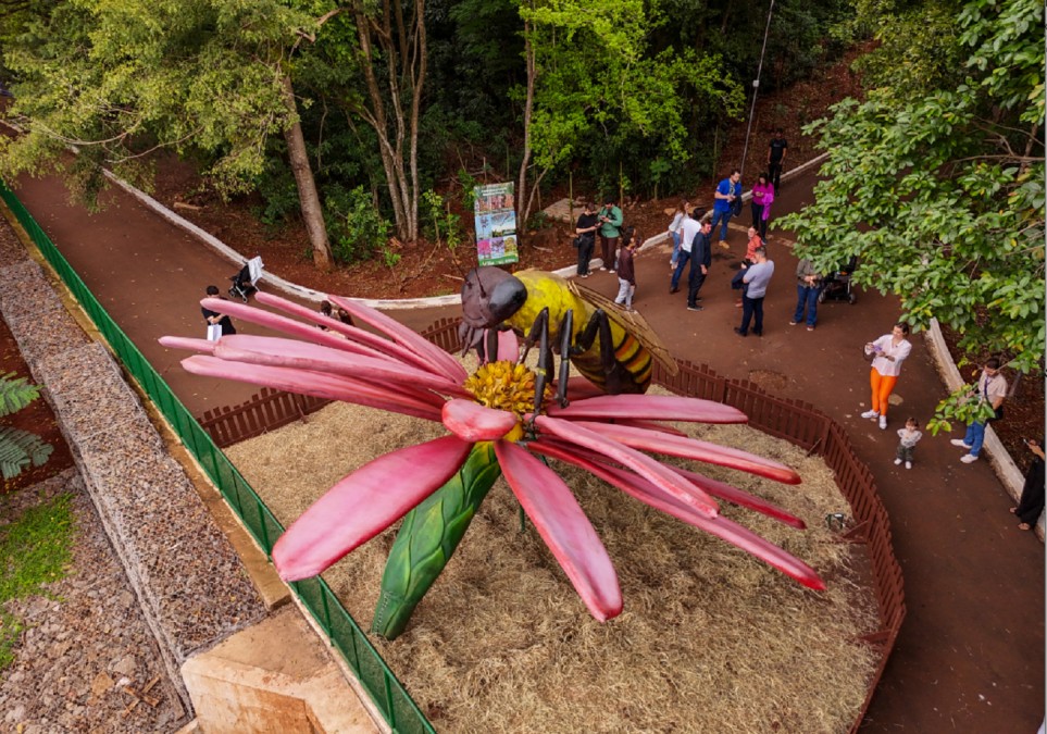 Exposição Primavera Encanta Insetos Gigantes chega ao final